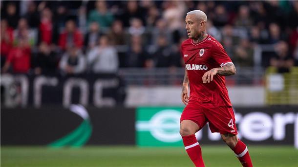 Radja Nainggolan ist seit vergangener Woche bei dem belgischen Zweitligisten KSC Lokeren-Temse unter Vertrag.