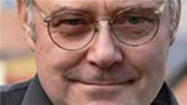 Rainer Lewandowski liest in der Seefelder Mühle.
