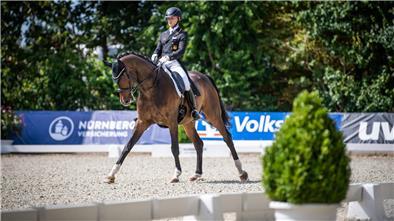 Raphael Netz ist einer der besten deutschen U25-Reiter in Deutschland. In den vergangenen zwei Jahren war er in Elmlohe am Start.