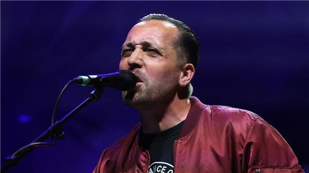 Rapper Danger Dan sorgte am zweiten Festivaltag für musikalische Höhepunkte und handfeste Ansagen gegen Rechtsextremismus.