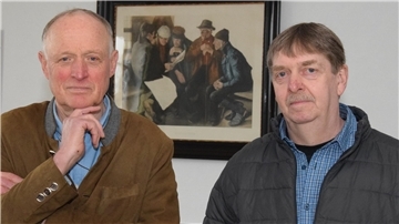 Ratsherr Hanjürgen Grabner aus Rhadereistedt (links) statt Thomas Brunckhorst aus Rhade (rechts) soll jetzt die Nachfolge von Bürgermeister Marco Mohrmann in der Gemeinde Rhade übernehmen.