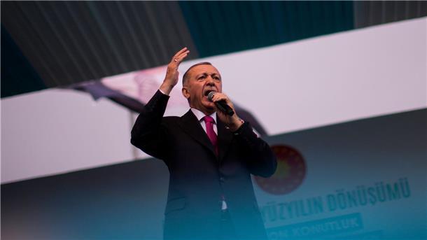 Erdogan beschimpft Oppositionsführer vor Wahl als „Säufer“ Recep Tayyip Erdogan. Die Präsidentschaftswahlen in der Türkei sind für den 14. Mai angesetzt.