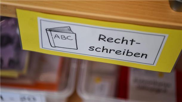 Per App Rechtschreibung lernen Rechtschreibung kann eine schwere Sache sein - Grundschulkinder können jetzt auch per App richtig schreiben lernen.