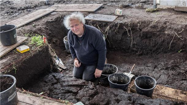 Neue Erkenntnisse über ältestes Grab Norddeutschlands Regelmäßig graben Lübke und sein Team dort. (Archivbild)