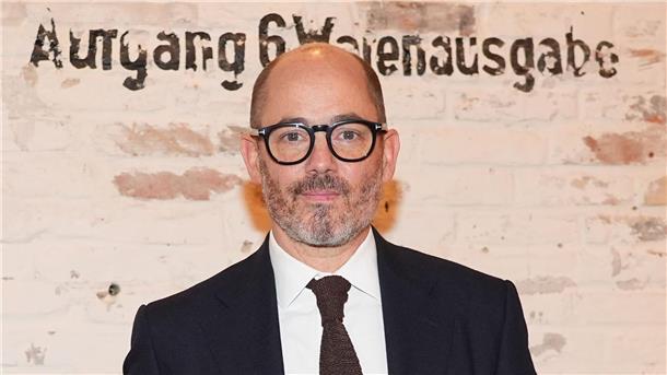 Edward Berger wird in Oscar-Akademie aufgenommen Regisseur Edward Berger („Im Westen nichts Neues“) wird in die Oscar-Akademie aufgenommen.