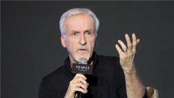 Regisseur James Cameron bringt seinen neuen „Avatar“-Film in die Kinos.