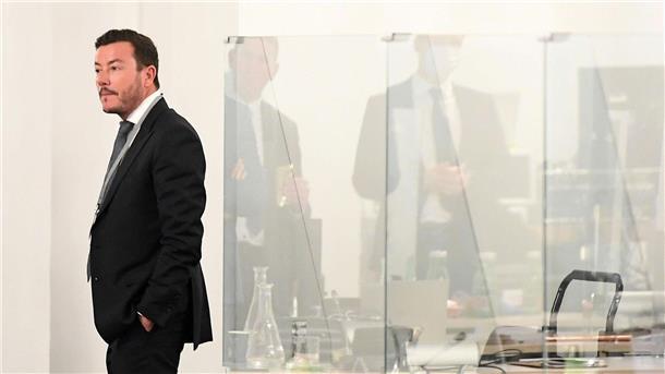 Treuhänder verkauft wichtigste Signa-Immobilien René Benko ist Gründer der Signa-Gruppe.