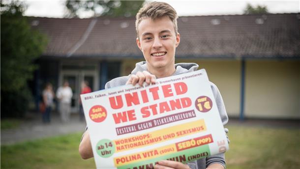 René organisiert die Festival-Reihe "United we stand" im Haus der Jugend. Damit positionieren sie sich gegen den stärker werdenden Rassismus in der Gesellschaft.