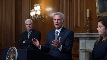 Republikaner Kevin McCarthy legte den Übergangshaushalt überraschend vor und setzte damit die Demokraten unter Druck.