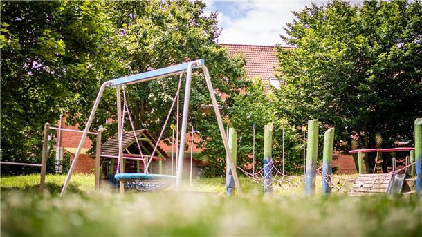 Rhade möchte im Zuge der Verbunddorferneuerung zwei weitere Spielplätze einrichten, als Stätten der Begegnung.  Hartmann