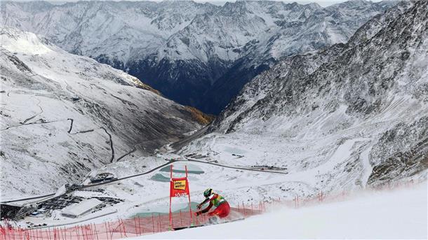 Bilder des Tages Riesenslalom in Sölden: Julia Scheib rast zum ersten Weltcupsieg