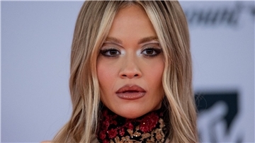 Rita Ora war ein Jahr alt, als sie mit ihren Eltern nach England kam.