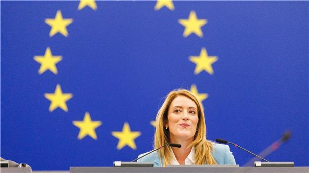 EU-Parlamentspräsidentin: Blockade für Asylreform lösen Roberta Metsola ist die Präsidentin des Europäischen Parlaments, wo derzeit über eine Asyl-Reform gesprochen wird.