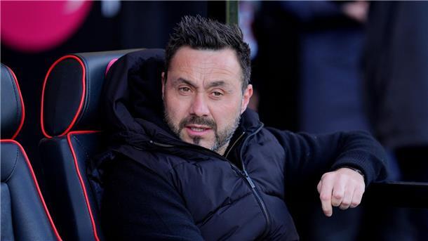 Perfekt: Olympique Marseille holt De Zerbi als Trainer Roberto De Zerbi sitzt künftig auf dem Trainerstuhl in Frankreich.