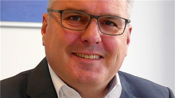 Augen auf beim Plus zur Kassenleistung Roland Stecher ist Verbraucherschützer.