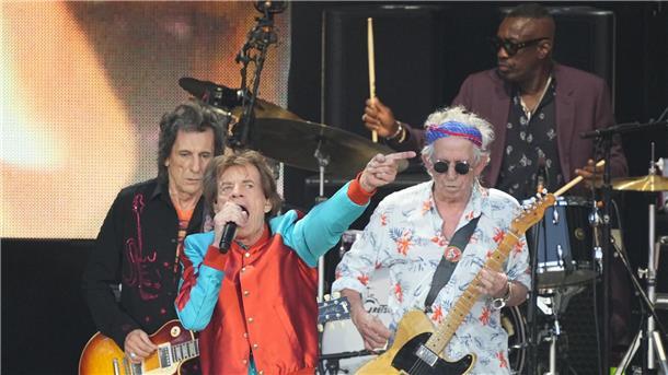 Ron Wood (l-r), Mick Jagger und Keith Richards im August 2022 auf der Berliner Waldbühne.