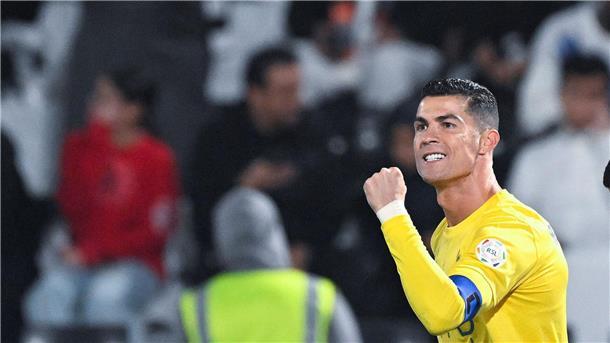 Ronaldos Sohn in Portugals U15 auf Papas Spuren Ronaldo geht derzeit für Al-Nassr FC auf Torejagd.