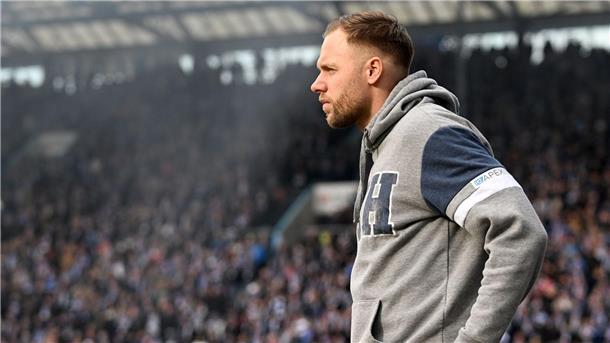 Das nächste Hochrisiko-Spiel: Wie sicher ist es im Stadion? Rostock-Trainer Daniel Brinkmann.