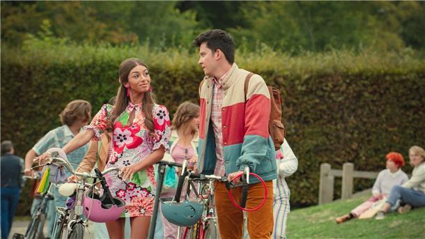 Ruby (Mimi Keene) und Otis (Asa Butterfield) in der finalen Staffel von der Serie „Sex Education“.