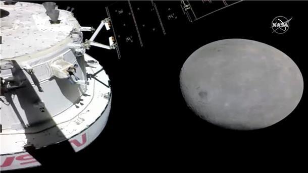 Nasa-Mondmission: „Artemis 1“ auf Erde zurück Rund eine Woche nach dem Start kam die Kapsel ihrem Ziel erstmals ganz nah. Auf dem Weg in ihre Umlaufbahn um den Mond sei sie in rund 130 Kilometer Entfernung an dem Erdtrabanten vorbeigeflogen, teilte die US-Raumfahrtbehörde mit.