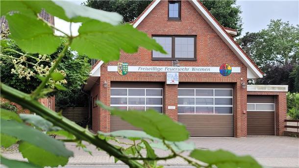 112 Jahre Feuerwehr: Großes Festwochenende in Wremen Rund um das Feuerwehrhaus im Üterlüe Specken in Wremen feiert die Wremer Feuerwehr am 9. und 10. August ihr 112-jähriges Bestehen.