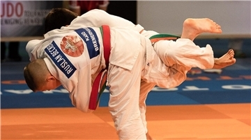Ruslan Becker von der Sportschule Kano in Aktion.