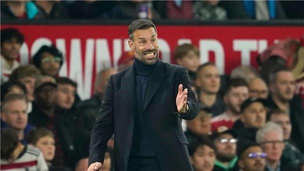 United siegt im ersten Spiel unter van Nistelrooy Ruud van Nistelrooy hat sein erstes Spiel als Trainer von Manchester United gewonnen.