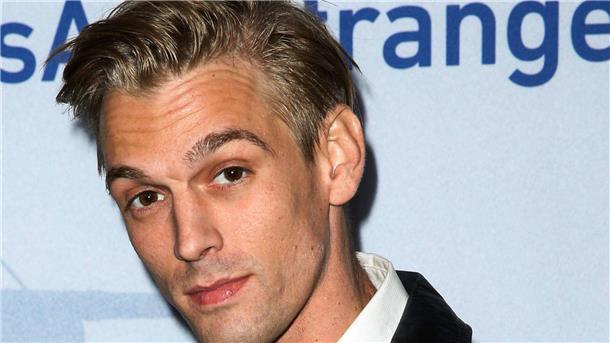 Gerichtsmedizin: Aaron Carter nach Drogenkonsum ertrunken Sänger Aaron Carter wurde im November tot in seinem Haus in Südkalifornien aufgefunden.