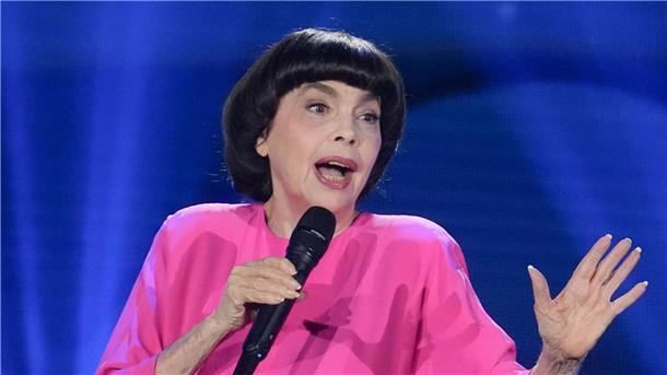Sängerin Mireille Mathieu will sich von der Bühne verabschieden.