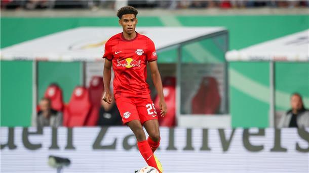 Braunschweig schlägt Panathinaikos Athen im Trainingslager Sanoussy Ba hat für seinen neuen Verein Eintracht Braunschweig im Test gegen Panathinaikos Athen getroffen.