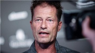 Schauspieler Til Schweiger will nach vorne schauen.