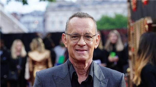 Tom Hanks am Filmset „wie ein Buddha“ Schauspieler Tom Hanks gibt sich bei Dreharbeiten sehr entspannt.