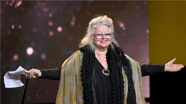 Film über das Leben: „Sterben“ gewinnt Deutschen Filmpreis Schauspielerin Hanna Schygulla (80) wurde mit dem Ehrenpreis ausgezeichnet.