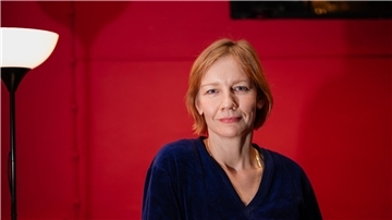 Schauspielerin Sandra Hüller in einem kleinen Saarbrücker Programmkino.