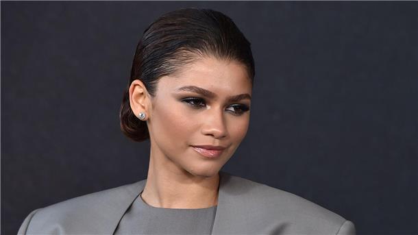Zendaya trauert um „Euphoria“-Co-Star Angus Cloud Schauspielerin Zendaya trauert um Angus Cloud.