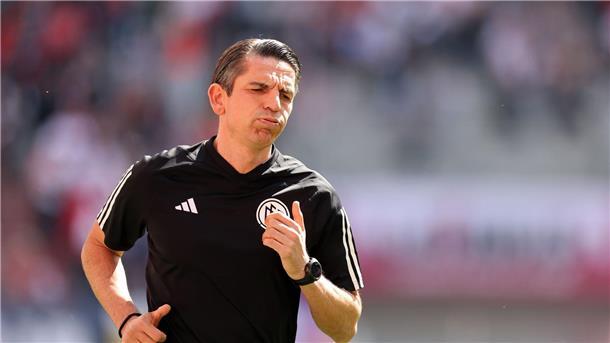 Top-Schiedsrichter Aytekin fällt auf unbestimmte Zeit aus Schiedsrichter Deniz Aytekin fällt auf unbestimmte Zeit aus.