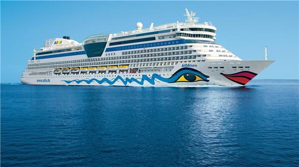 Kreuzfahrtschiff AidaLuna Meer Himmel 