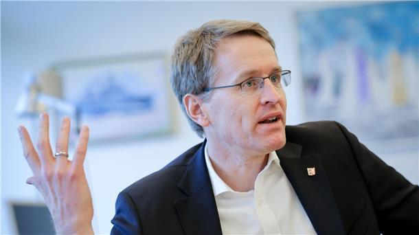 Günther: Grenzkontrollen „wichtiges und probates Mittel“ Schleswig-Holsteins Regierungschef Daniel Günther will irreguläre Zuwanderung begrenzen. (Archivbild)