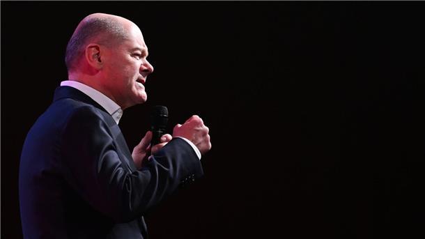 Merz und Scholz im Fernduell - Werben um Wähler in NRW Scholz hofft auf Schub im Wahlkampffinale.