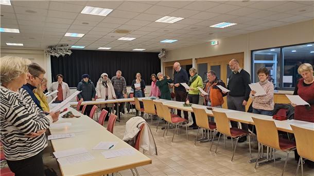 Schon das erste gemeinsame Singen war auf positive Resonanz gestoßen.