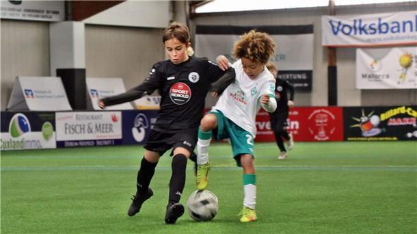 Schon in den vergangenen Jahren konnten sich Fußball-Talente aus Bremerhaven und dem Landkreis Cuxhaven mit Nachwuchsteams von Bundesligisten wie Werder Bremen messen.