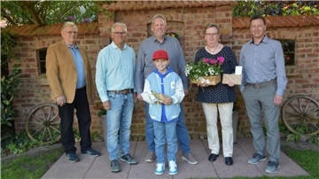 Vorstand des Gewerbe- und Verschönerungsvereins Beverstedt und Gewinner (von links): Uwe Scheper, Benno Kruse, Rolf Müller und Andreas Neufeld. 