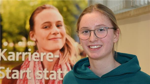 Schülerin Janna Dieckmann zieht es zum Handwerk. Sie möchte nicht den ganzen Tag auf den PC schauen.