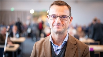 Schuldezernent Michael Frost
