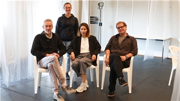 Vier Menschen