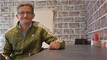 Sedat Yildiz in seinem Imbiss TacOsman