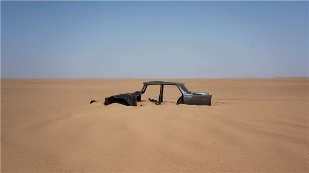 IOM: 27 Migranten in der Sahara verdurstet Seit 2014 sind laut IOM mehr als 5600 Migrantinnen und Migranten in der Sahara umgekommen oder verschollen (Symbolbild).