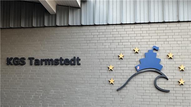 Seit 2022 ist die KGS Tarmstedt ein Teil des Erasmus-Plus Programmes. Schülerinnen und Schüler verweisen dabei auf die Relevanz der Schule als eine Europaschule: besonders vor der anstehenden Eurpawahl.