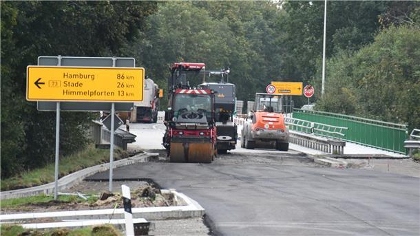  Bauarbeiten auf der B 495 in Hemmoor