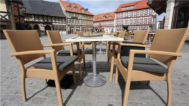 Seit dem 9. April können im Harz Restaurants ihre Außengastronomie im Rahmen eines Modellversuches öffnen. Mit Inkrafttreten der Bundesnotbremse müssten die Restaurants ab einem Inzidenzwert von über 100 wieder schließen und den Modellversuch abbrechen.